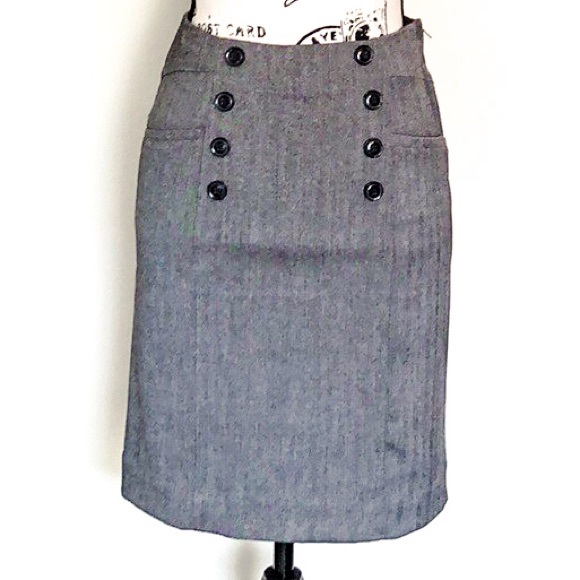 H&M Dresses & Skirts - ❤️H&M Career Skirt❤️